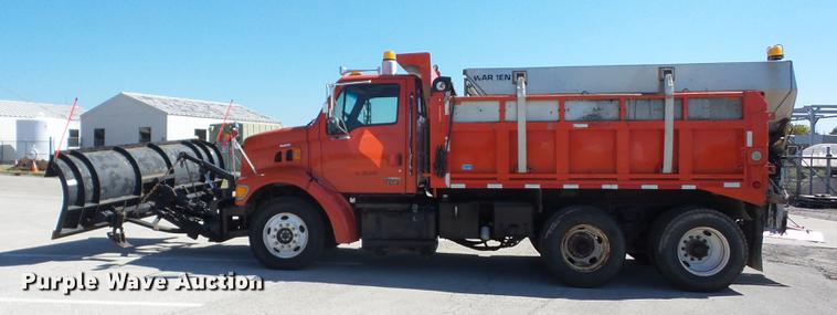 image for item EI9939 2001 Sterling LT7501 dump truck