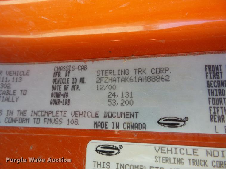 image for item EI9939 2001 Sterling LT7501 dump truck