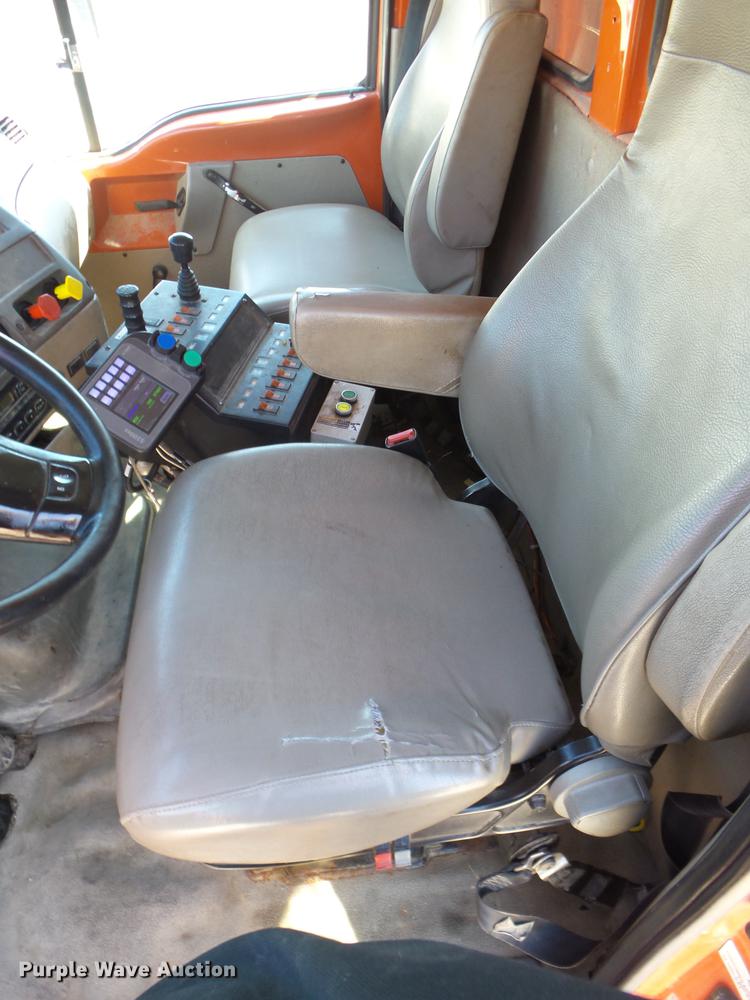 image for item EI9939 2001 Sterling LT7501 dump truck