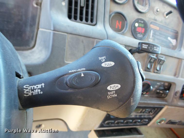 image for item EI9939 2001 Sterling LT7501 dump truck