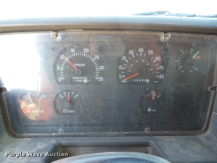 image for item EI9939 2001 Sterling LT7501 dump truck