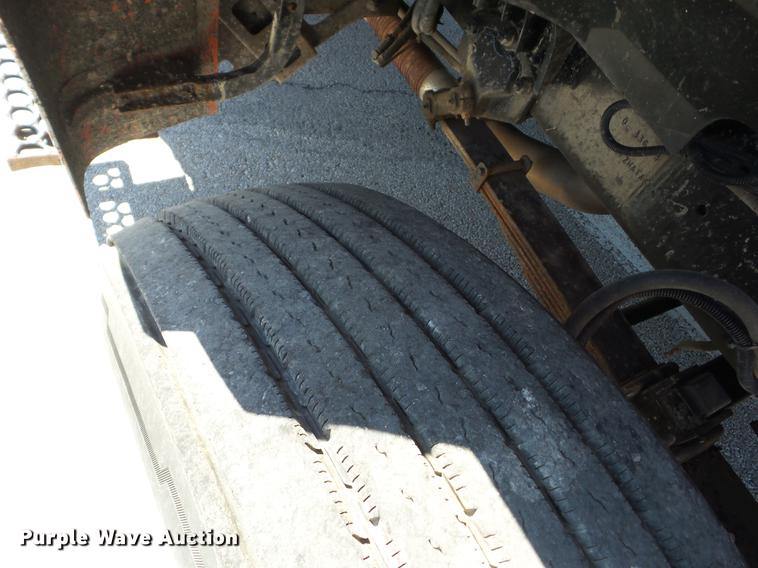 image for item EI9939 2001 Sterling LT7501 dump truck