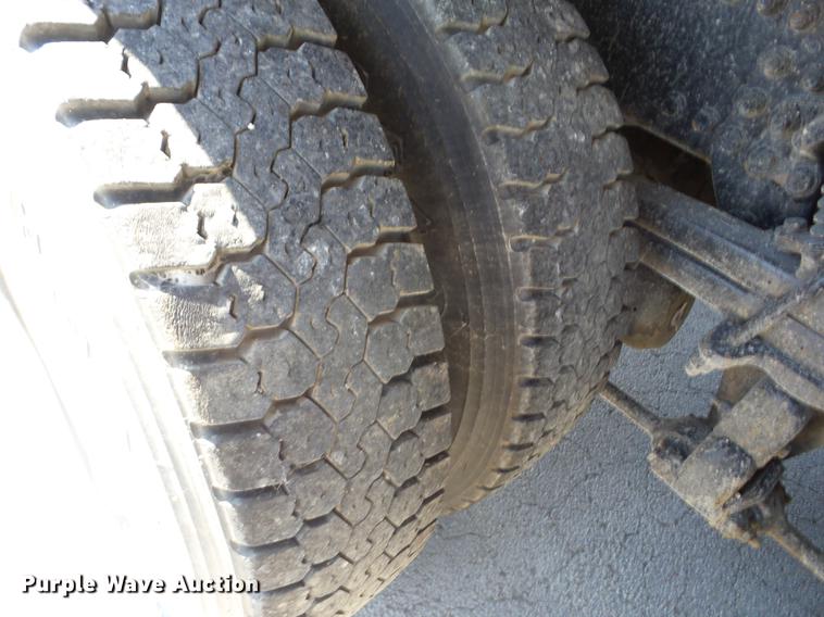 image for item EI9939 2001 Sterling LT7501 dump truck