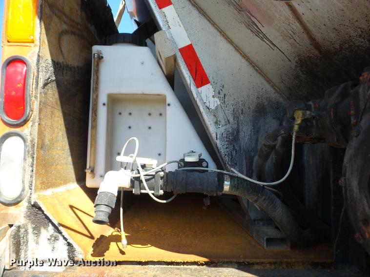 image for item EI9939 2001 Sterling LT7501 dump truck