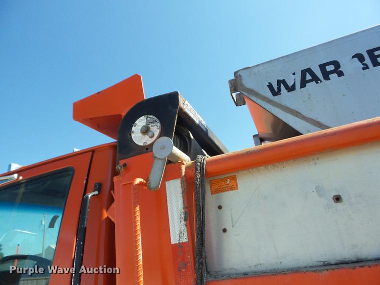 image for item EI9939 2001 Sterling LT7501 dump truck