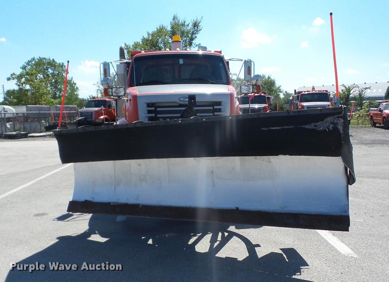 image for item EI9940 2003 Sterling LT7501 dump truck