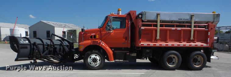 image for item EI9940 2003 Sterling LT7501 dump truck