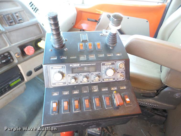 image for item EI9940 2003 Sterling LT7501 dump truck