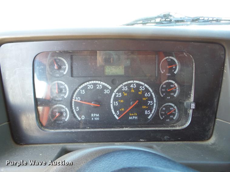 image for item EI9940 2003 Sterling LT7501 dump truck