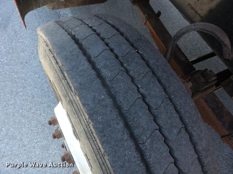 image for item EI9940 2003 Sterling LT7501 dump truck