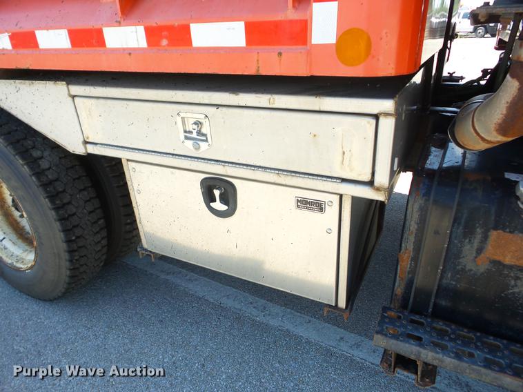 image for item EI9940 2003 Sterling LT7501 dump truck