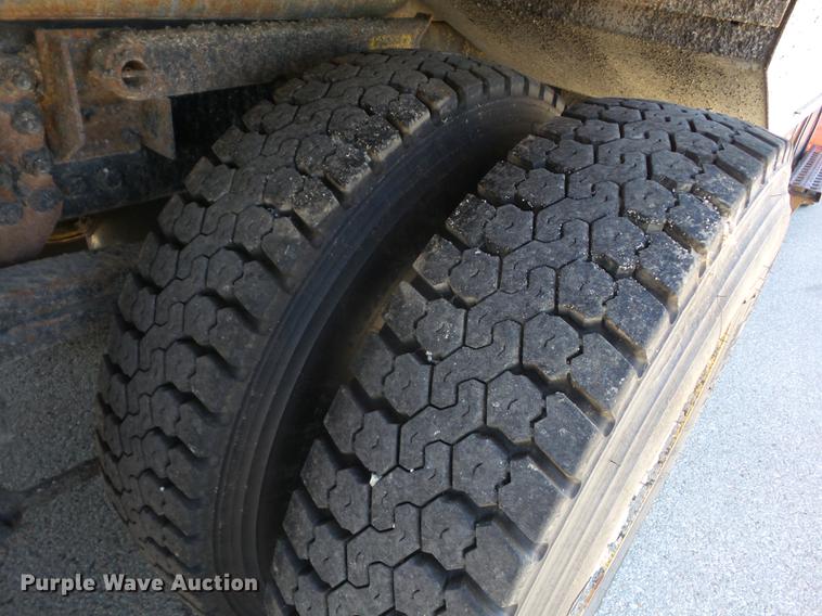 image for item EI9940 2003 Sterling LT7501 dump truck