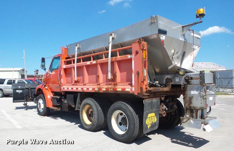 image for item EI9941 2003 Sterling LT7501 dump truck