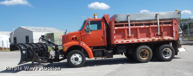 image for item EI9941 2003 Sterling LT7501 dump truck