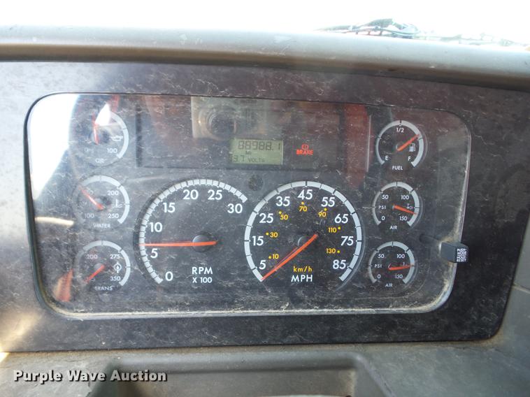 image for item EI9941 2003 Sterling LT7501 dump truck