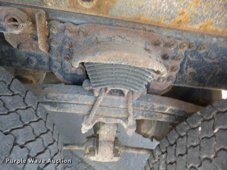 image for item EI9941 2003 Sterling LT7501 dump truck