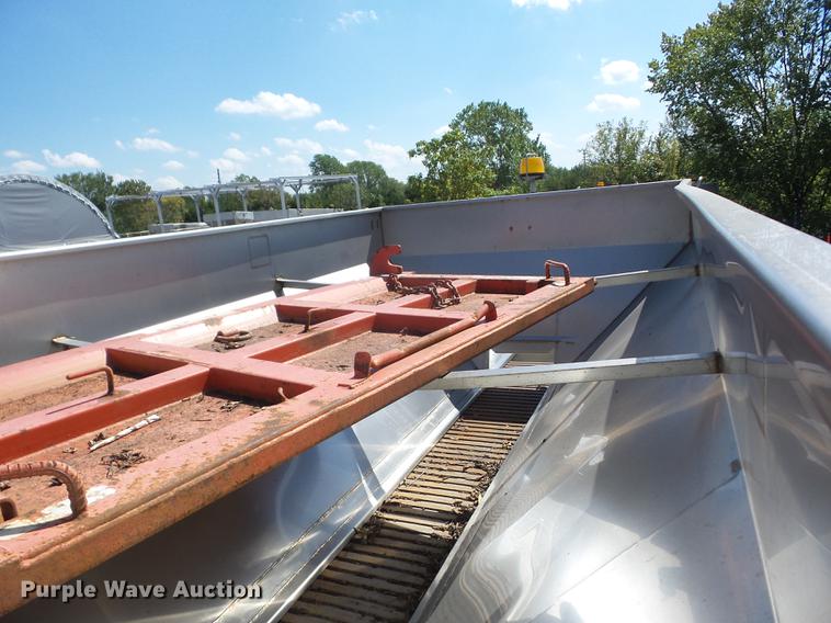 image for item EI9941 2003 Sterling LT7501 dump truck