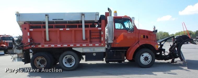 image for item EI9942 2003 Sterling LT7501 dump truck
