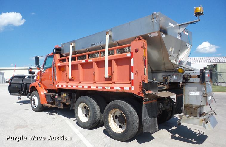 image for item EI9942 2003 Sterling LT7501 dump truck