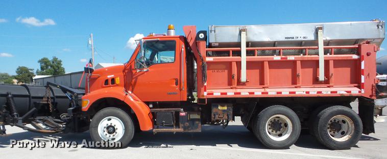 image for item EI9942 2003 Sterling LT7501 dump truck