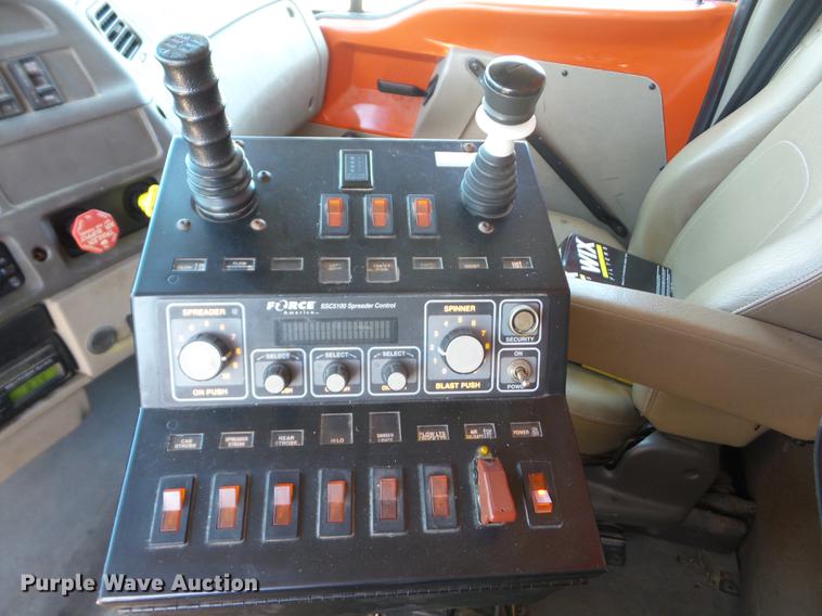 image for item EI9942 2003 Sterling LT7501 dump truck