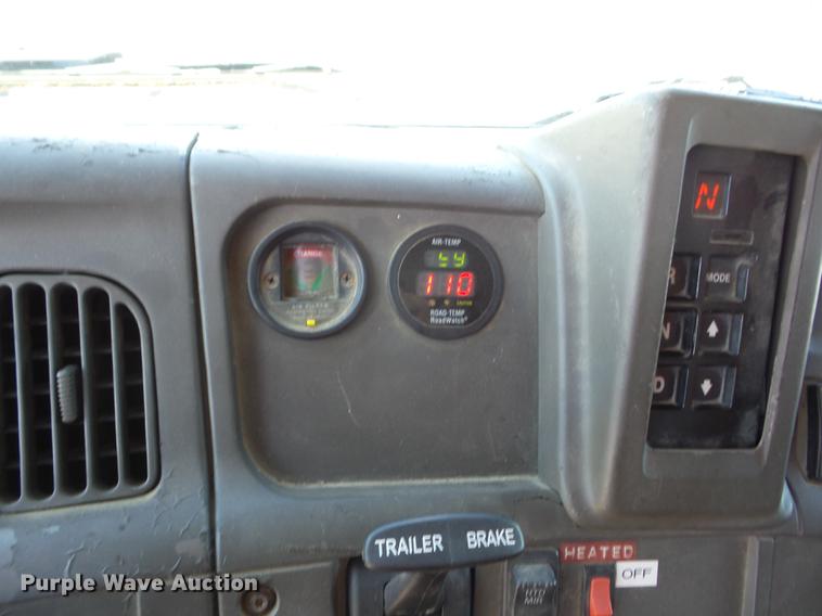 image for item EI9942 2003 Sterling LT7501 dump truck