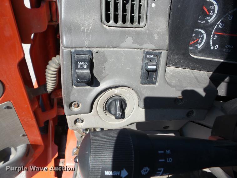 image for item EI9942 2003 Sterling LT7501 dump truck