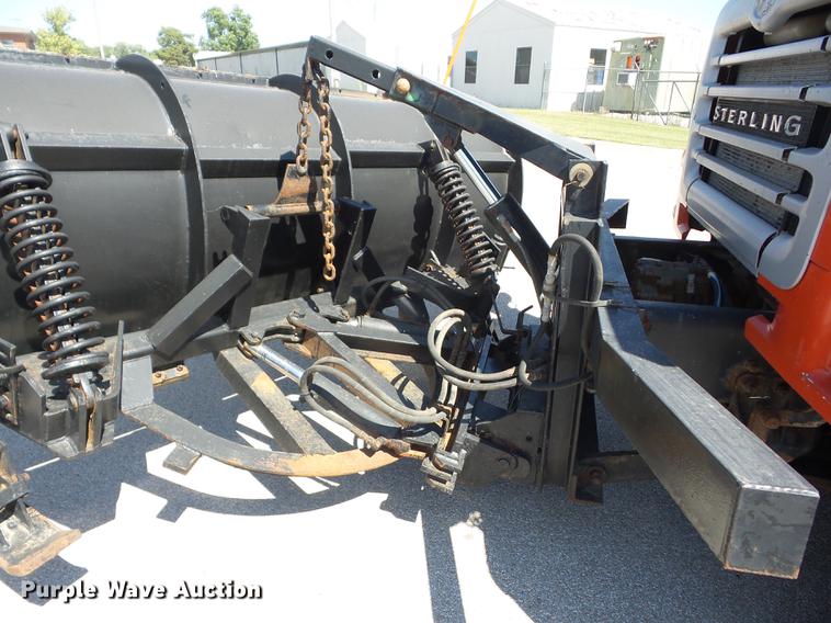 image for item EI9942 2003 Sterling LT7501 dump truck