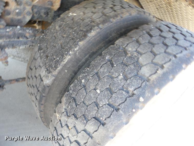 image for item EI9942 2003 Sterling LT7501 dump truck