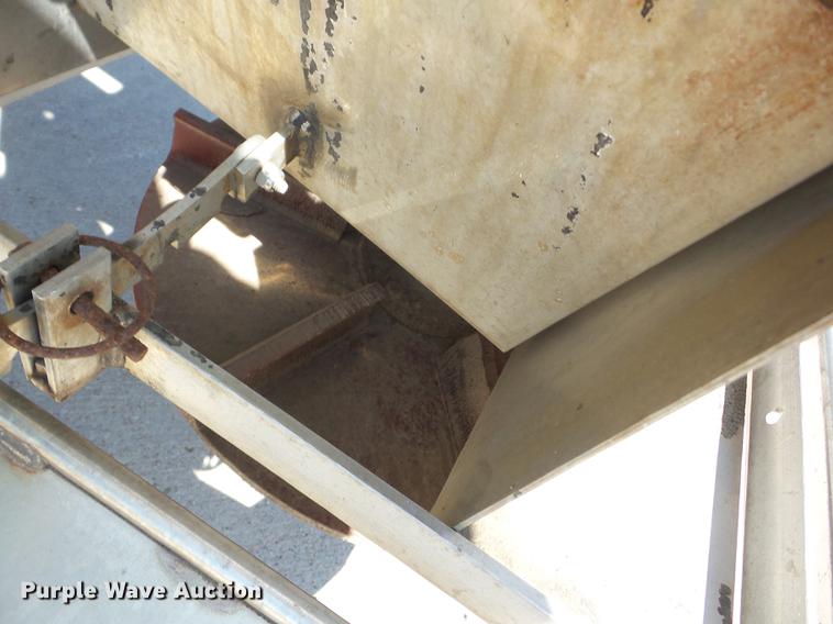 image for item EI9942 2003 Sterling LT7501 dump truck