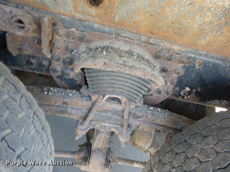 image for item EI9942 2003 Sterling LT7501 dump truck