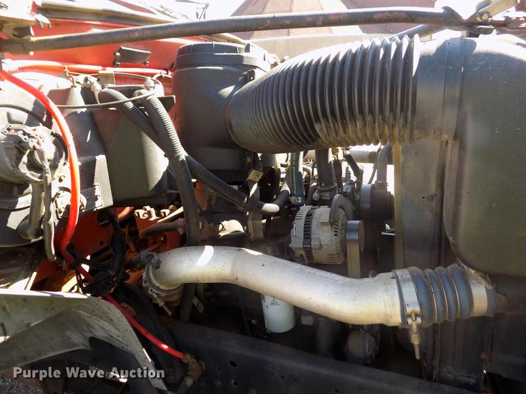 image for item ER9113 1998 Ford F800 oil distribution truck