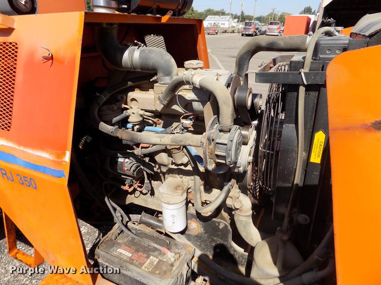 image for item ER9117 2006 Broce RJ-350 broom