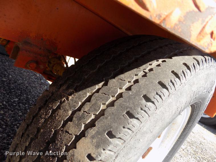 image for item ER9117 2006 Broce RJ-350 broom