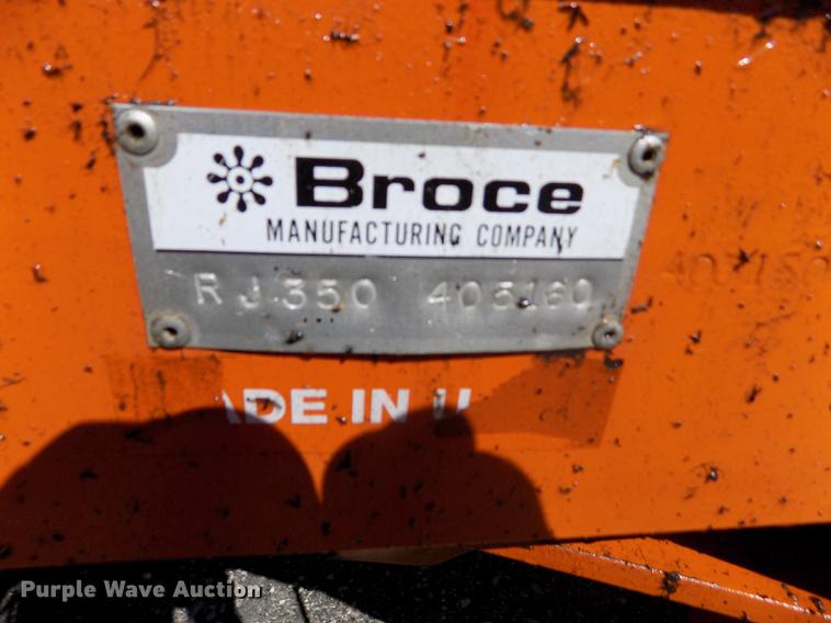 image for item ER9117 2006 Broce RJ-350 broom