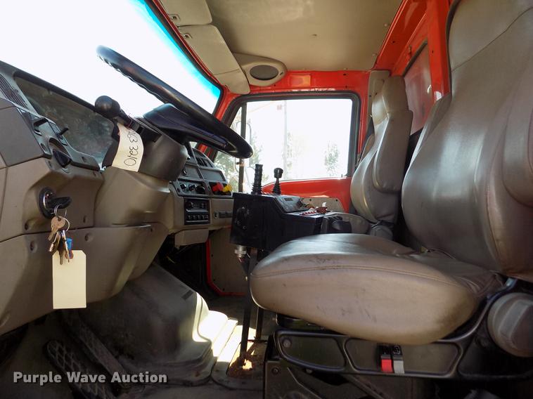 image for item ER9118 2001 Sterling LT7501 dump truck