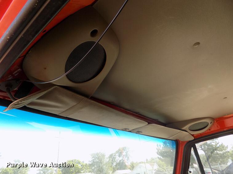 image for item ER9118 2001 Sterling LT7501 dump truck