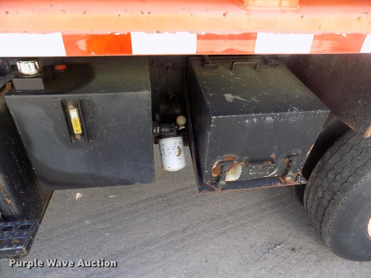image for item ER9118 2001 Sterling LT7501 dump truck