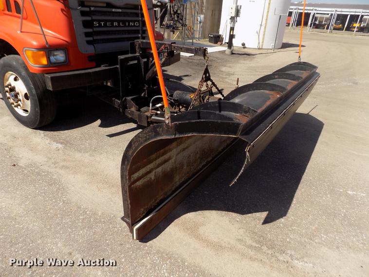 image for item ER9118 2001 Sterling LT7501 dump truck