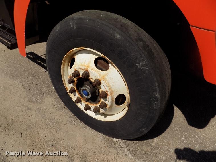 image for item ER9118 2001 Sterling LT7501 dump truck