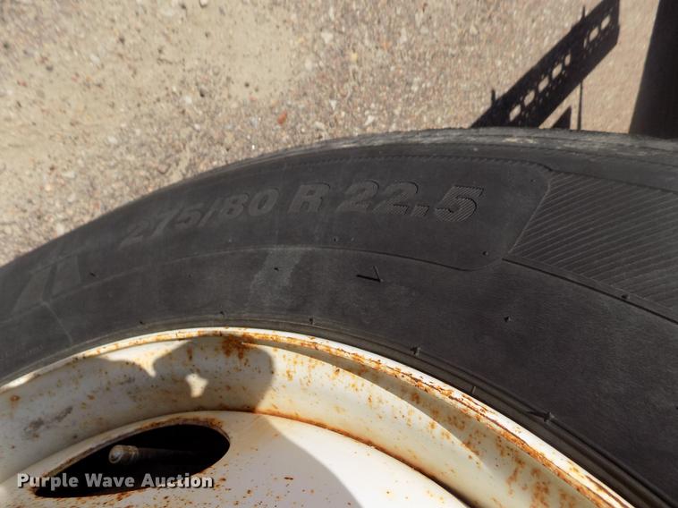 image for item ER9118 2001 Sterling LT7501 dump truck