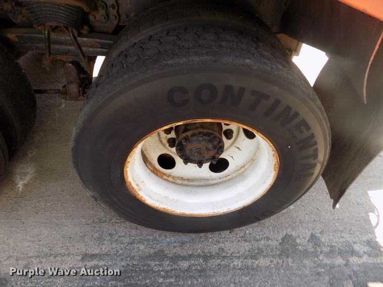 image for item ER9118 2001 Sterling LT7501 dump truck