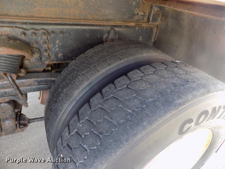 image for item ER9118 2001 Sterling LT7501 dump truck