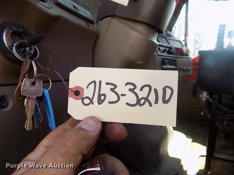 image for item ER9118 2001 Sterling LT7501 dump truck