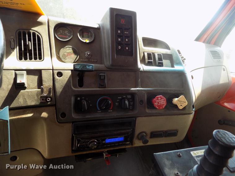 image for item ER9119 2001 Sterling LT7501 dump truck