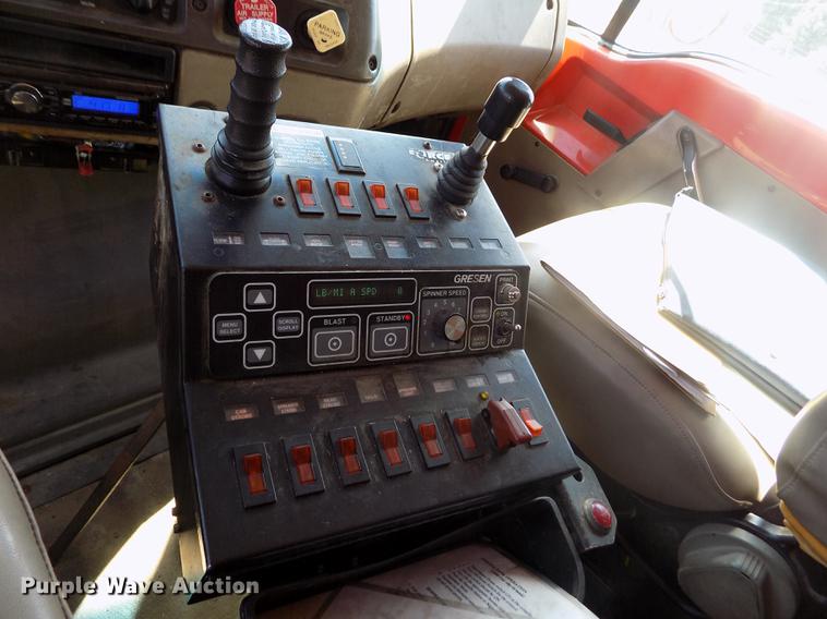 image for item ER9119 2001 Sterling LT7501 dump truck