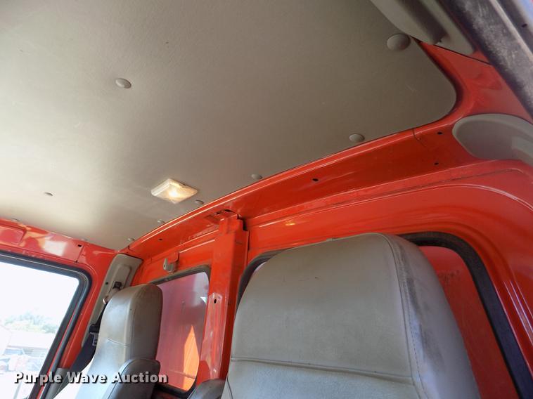 image for item ER9119 2001 Sterling LT7501 dump truck