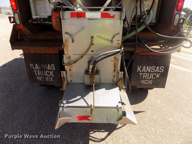 image for item ER9119 2001 Sterling LT7501 dump truck