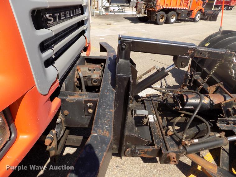 image for item ER9119 2001 Sterling LT7501 dump truck