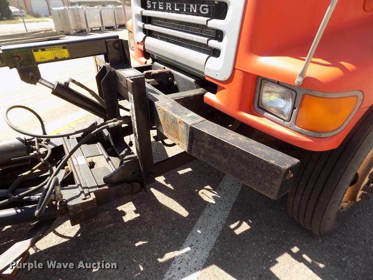 image for item ER9119 2001 Sterling LT7501 dump truck